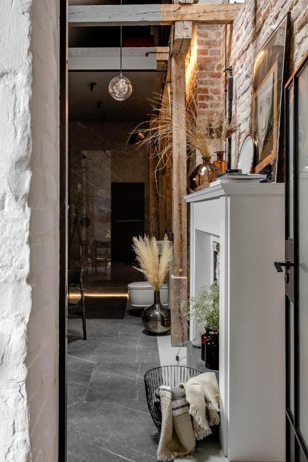 Mystictone - Loft In The Heart Of - Nowy Swiat Roomtones Warszawa