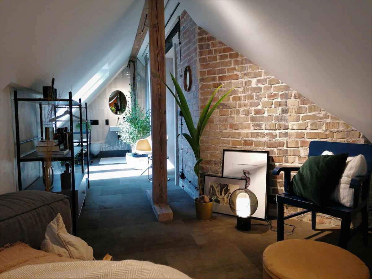 Mystictone - Loft In The Heart Of - Nowy Swiat Roomtones Warszawa