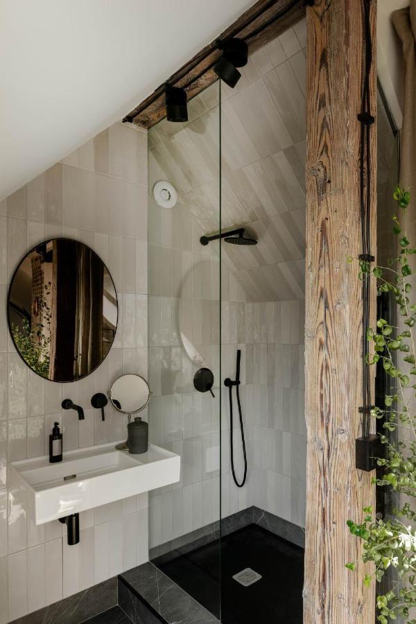 Mystictone - Loft In The Heart Of - Nowy Swiat Roomtones Warszawa