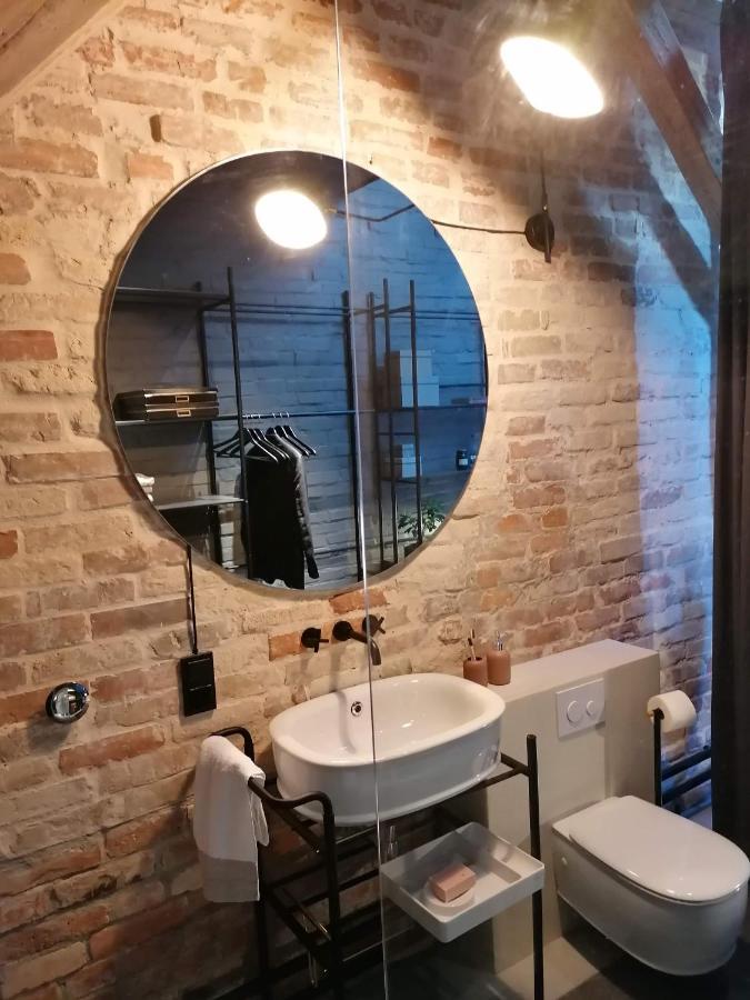 Mystictone - Loft In The Heart Of - Nowy Swiat Roomtones * Warszawa